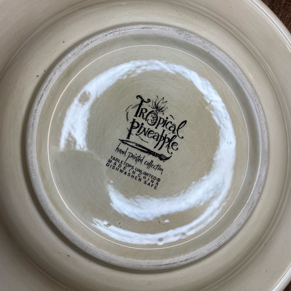 🍍Table Tops Unlimited Tropical Pineapple Hand Painted Edition Salad Plates - Picture 8 of 11